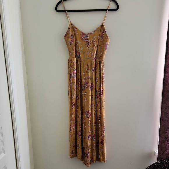 Jumpsuit With Pockets - Picture 2 of 3